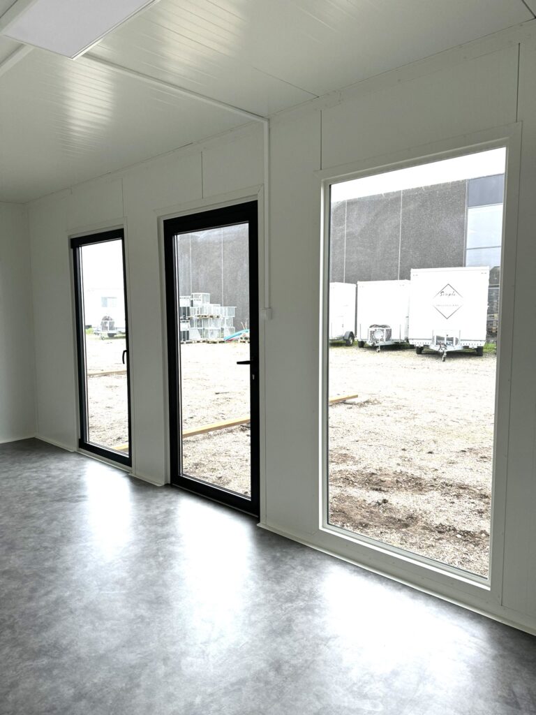 store vinduer i modul